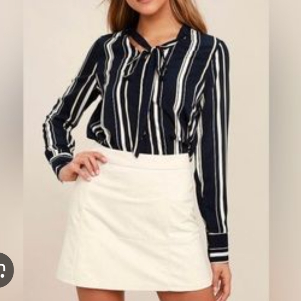 Lulu's Blue Beige Tie Front Blouse Mandarin Collar Striped Print Small